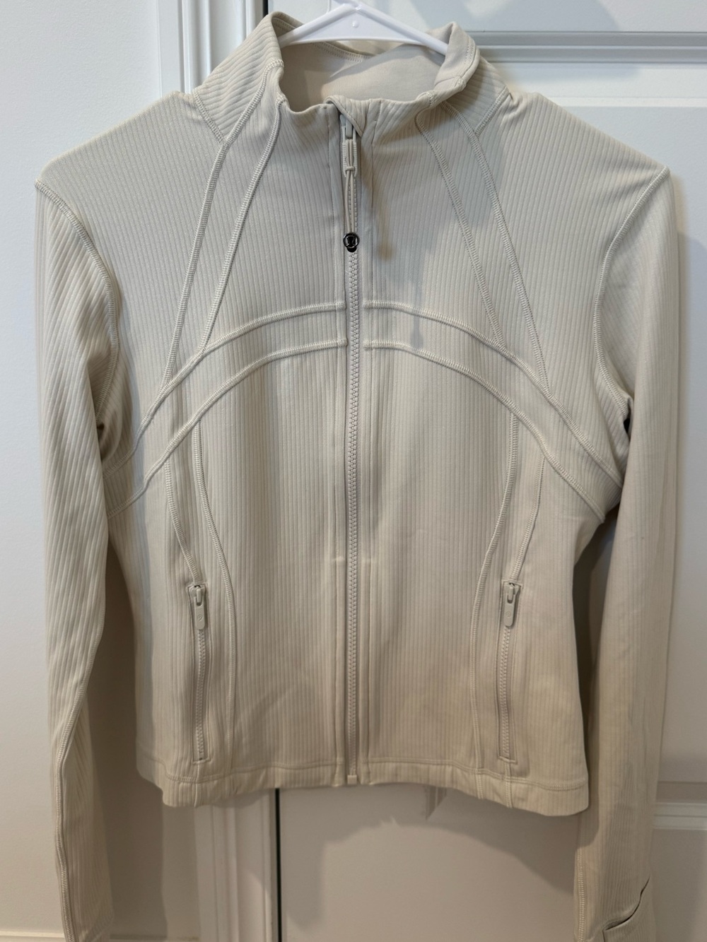 lululemon athletica Sparkly Cream Ribbed Cropped Zip Jacket - SIZE 8
